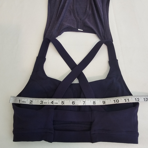 Lululemon Twist and Reach Tank Open Back Split with Built-In Bra Size 2 Purple - Picture 13 of 14